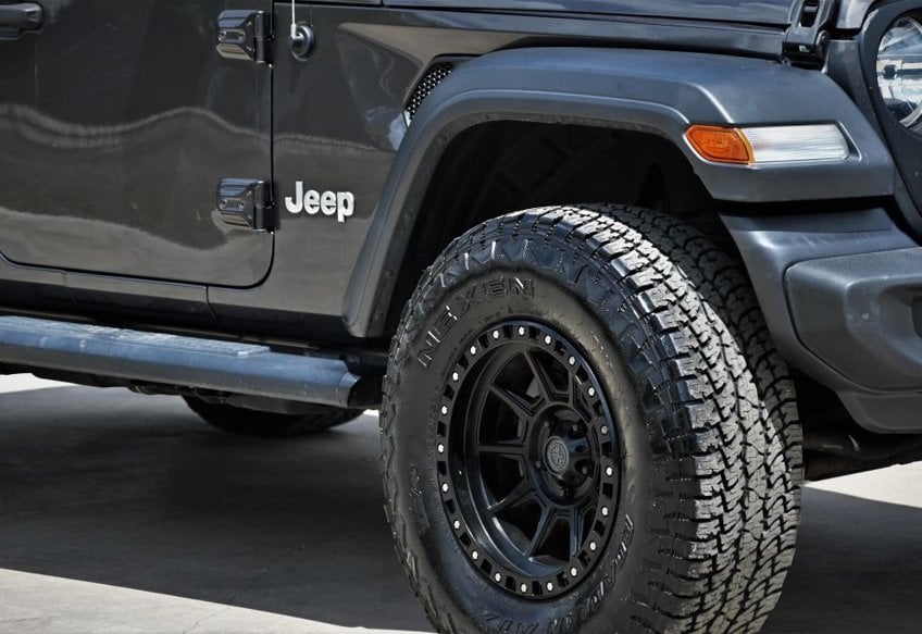 2019 Jeep Wrangler Unlimited Sport S - 1C4HJXDG6KW646546 photo 9