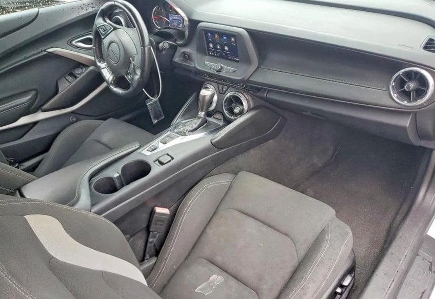 2020 Chevrolet Camaro LT - 1G1FB1RS8L0120012 photo 9