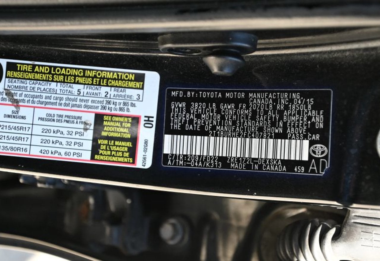 2015 Toyota Corolla S Sedan 4D - 2T1BURHE2FC407821 photo 22