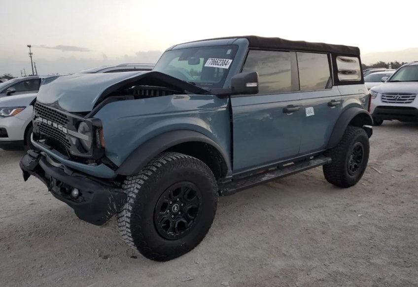 2022 Ford Bronco Wildtrak Advanced - 1FMEE5DP8NLA79236 photo 2