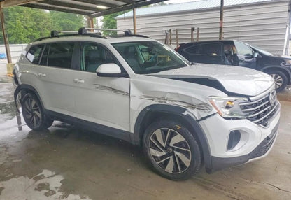 2024 Volkswagen Atlas SE - 1V2JR2CA5RC501969 photo 2