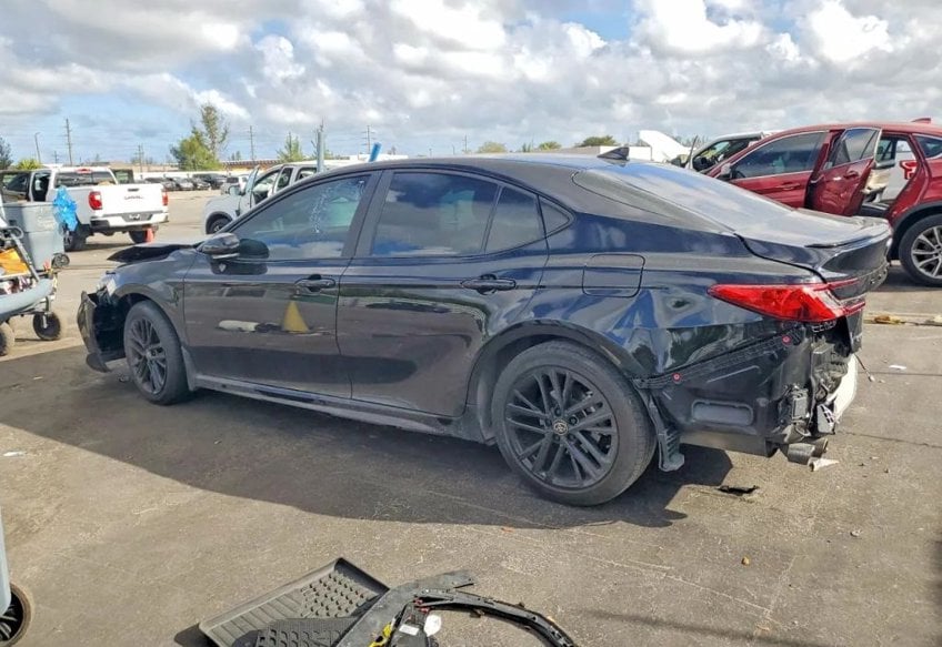 2025 Toyota Camry SE - 4T1DAACKXSU594637 photo 4