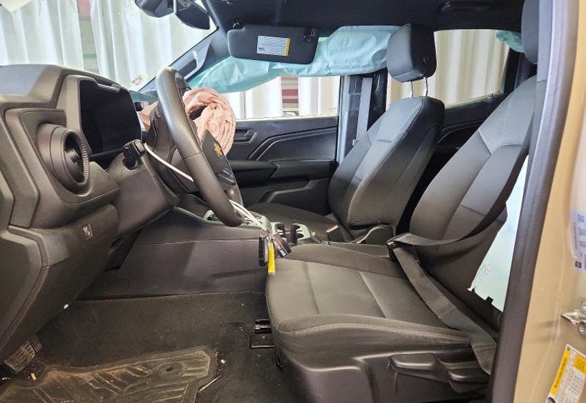 2024 Chevrolet Colorado Work Truck - 1GCGSBEC8R1201238 photo 7