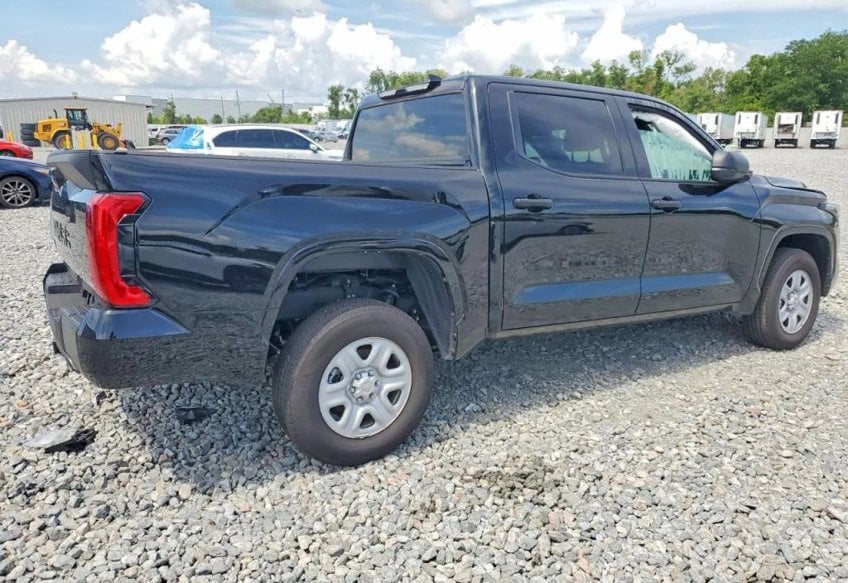 2025 Toyota Tundra SR - 5TFKB5DB8SX327106 photo 3
