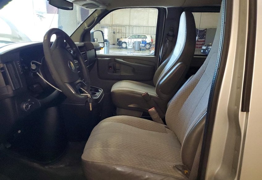 2011 Chevrolet Express LT 3500 - 1GAZG1FG1B1127939 photo 7