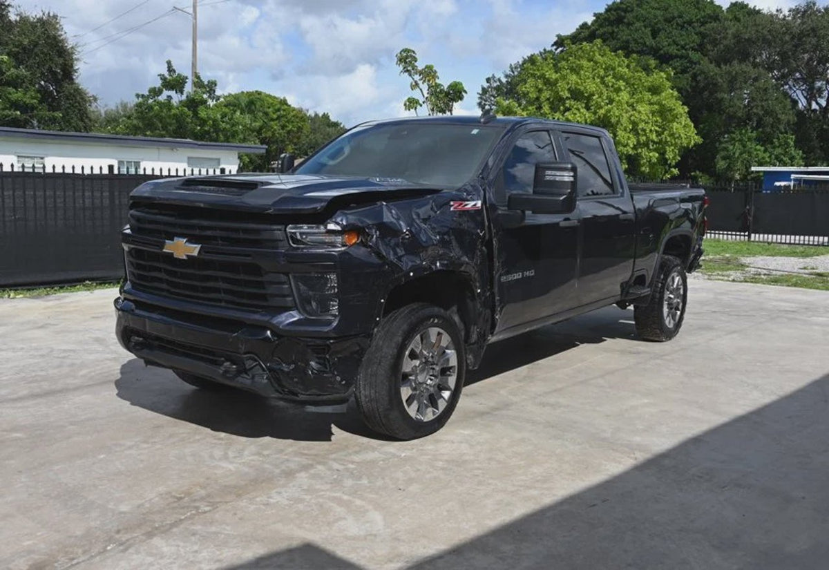 2024 Chevrolet Silverado 2500HD Custom - 1GC4YME7XRF117828 photo 17