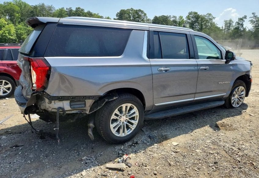 2022 GMC Yukon XL SLT - 1GKS2GKD2NR193934 photo 3