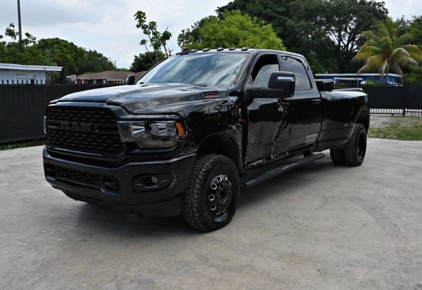 2024 Ram 3500 Big Horn - 3C63RRHL9RG184943 photo 2