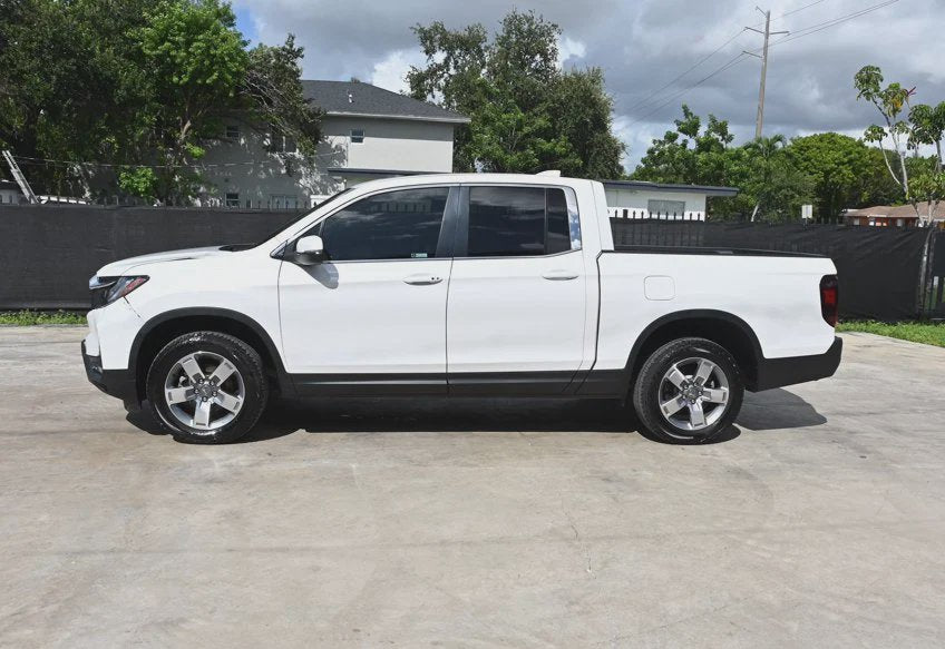 2025 Honda Ridgeline RTL - 5FPYK3F5XSB051261 photo 5