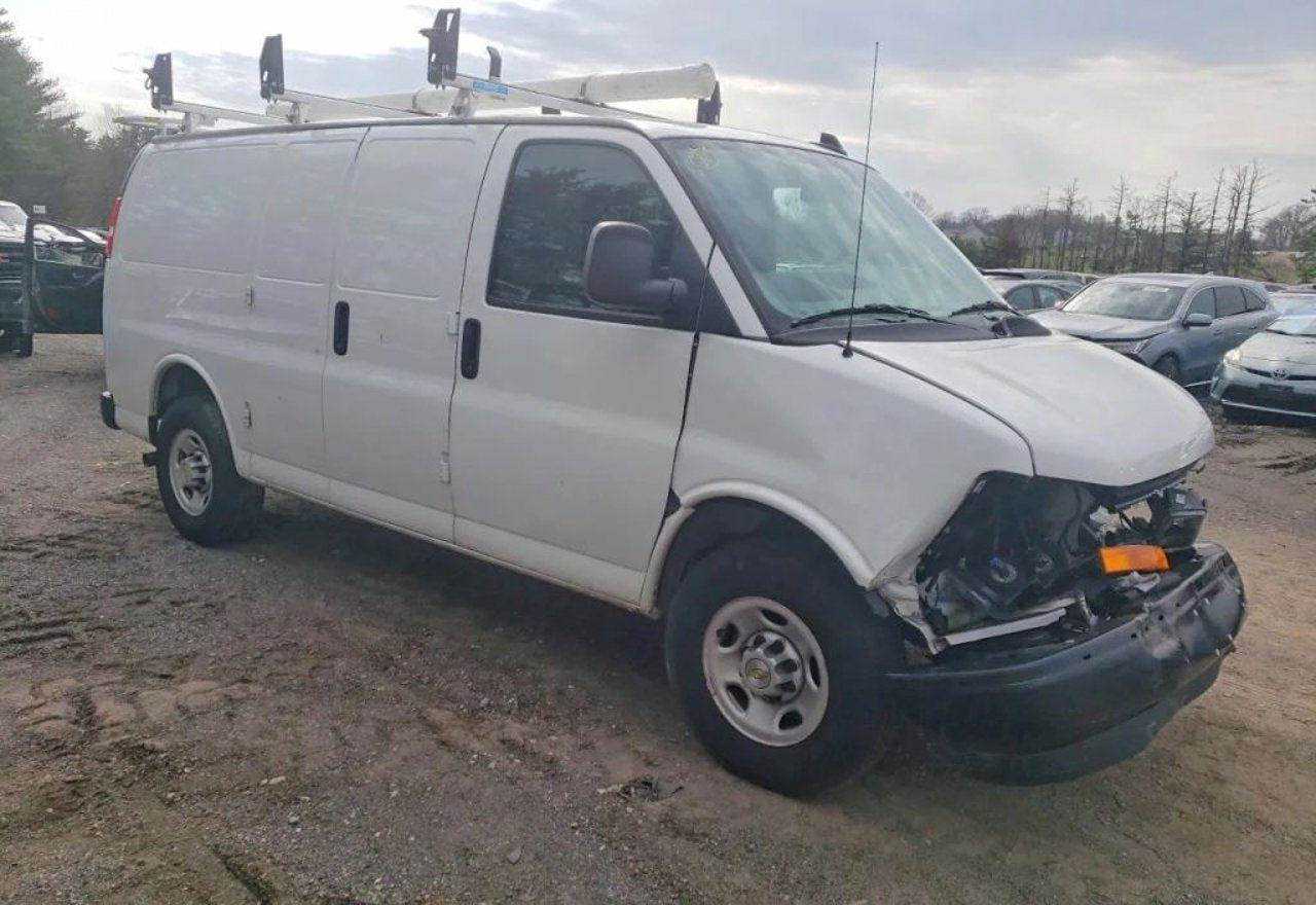 2024 Chevrolet Express 2500 - 1GCWGAF78R1179279 photo 12