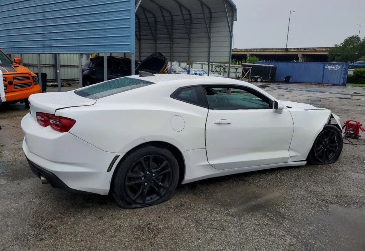 2020 Chevrolet Camaro LT - 1G1FB1RS8L0120012 photo 15