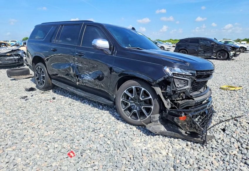 2023 Chevrolet Suburban RST - 1GNSCEKD4PR343579 photo 1