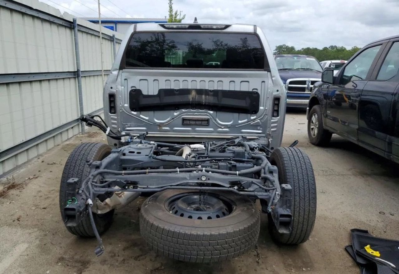 2024 Toyota Tundra SR5 - 5TFLA5AB2RX030063 photo 17