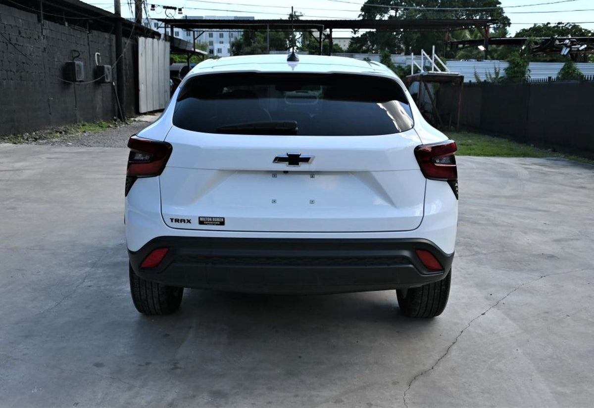 2025 Chevrolet Trax LS - KL77LFEP1SC119754 photo 26