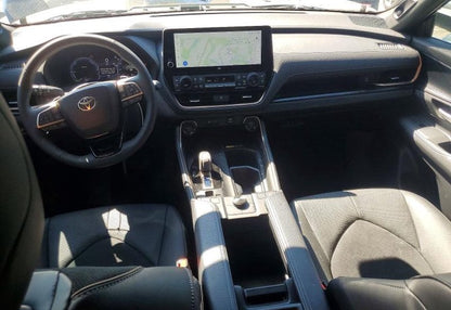 2026 Toyota Grand Highlander Hybrid MAX Limited - 5TDADAB52TS048012 photo 8