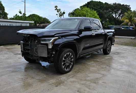 2025 Toyota Tundra Limited - 5TFJA5DB3SX263765 photo 1