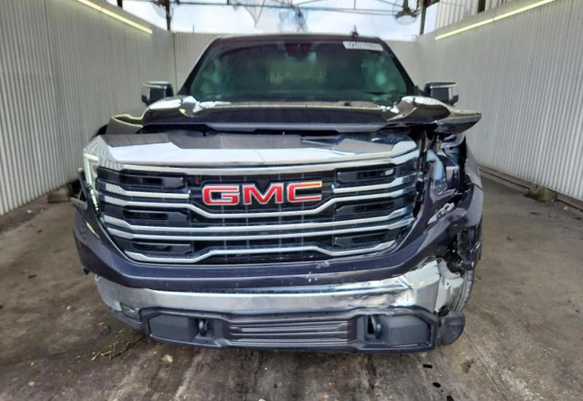 2026 GMC Sierra 1500 SLT Pickup 4D 5 3/4 ft - 1GTPHDED3TZ205905 photo 16