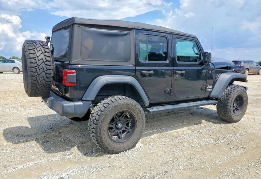 2018 Jeep Wrangler Unlimited All New Sport S Sport Utility 4D - 1C4HJXDGXJW186743 photo 4