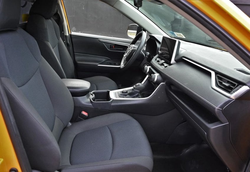 2023 Toyota RAV4 Hybrid LE - JTMLWRFV2PD187036 photo 14