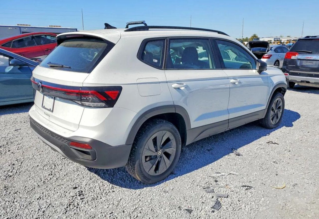 2025 Volkswagen Taos S - 3VV5C7B21SM067180 photo 14