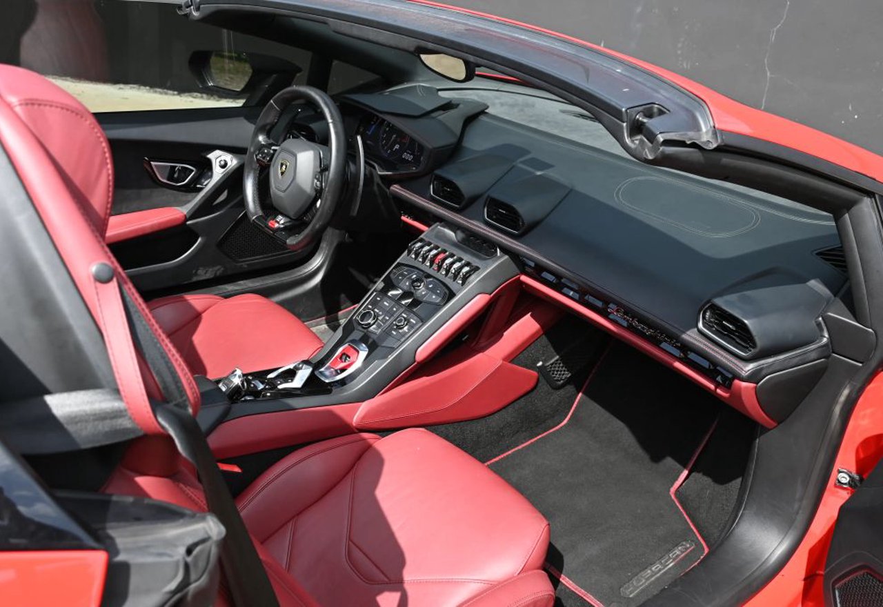 2017 Lamborghini Huracan LP 610-4 Spyder - ZHWUR1ZF6HLA05924 photo 39