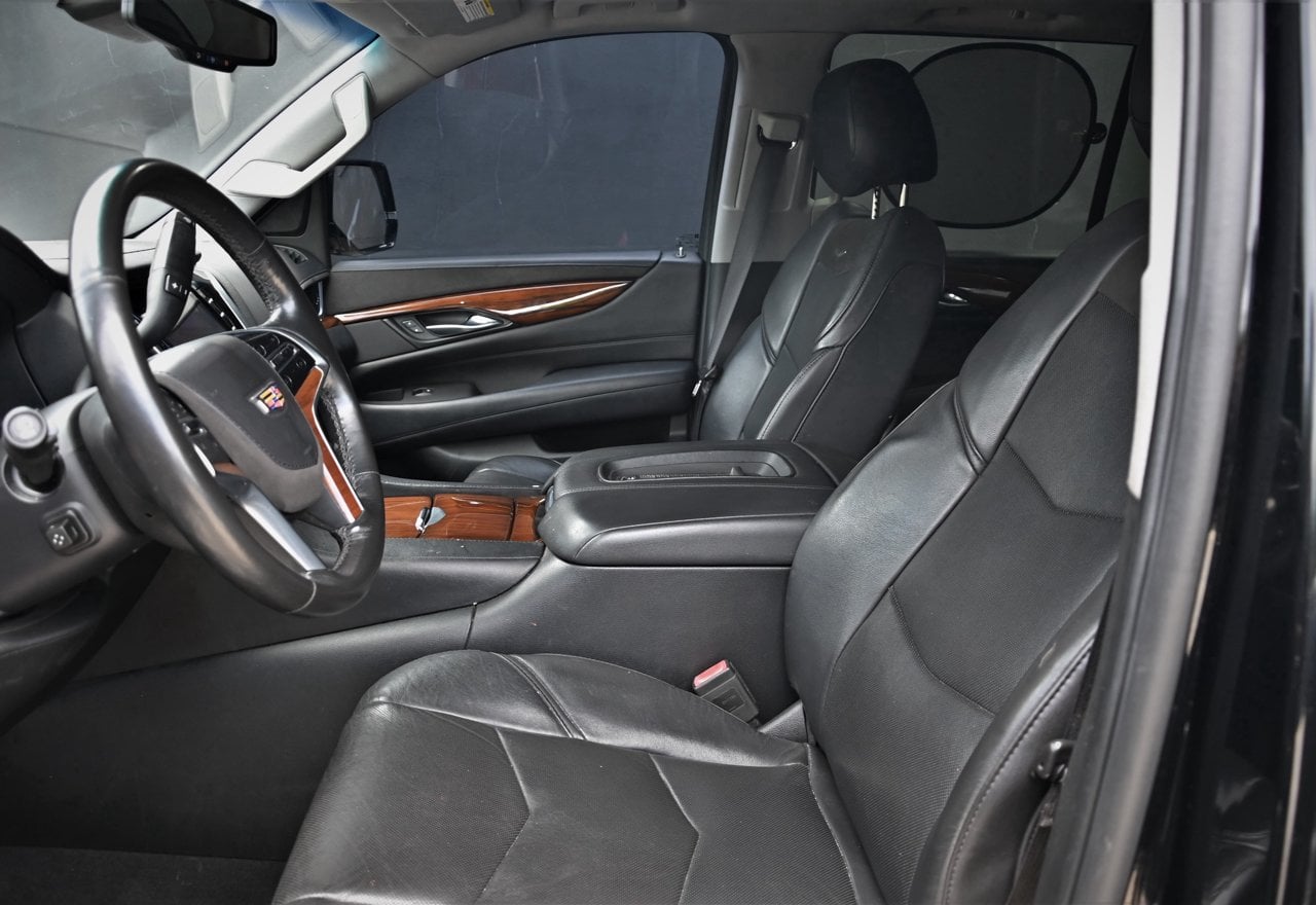 2016 Cadillac Escalade ESV Premium Sport Utility 4D - 1GYS3JKJ0GR441154 photo 47