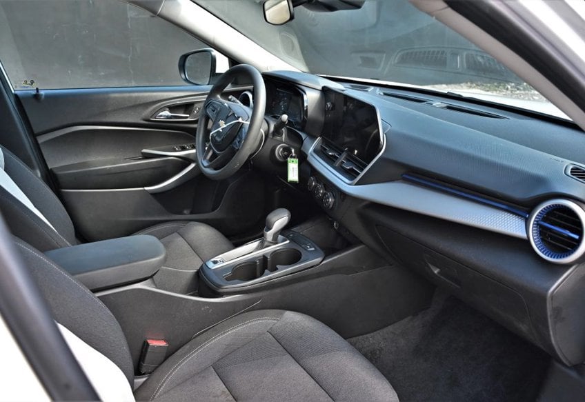 2025 Chevrolet Trax LS - KL77LFEP1SC119754 photo 15