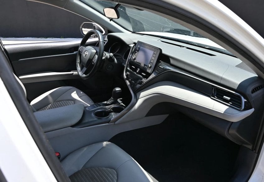 2022 Toyota Camry SE - 4T1G11AK6NU073192 photo 11