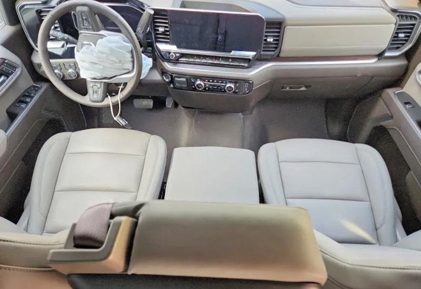 2026 GMC Sierra 1500 SLT - 1GTUUDED1TZ254518 photo 9