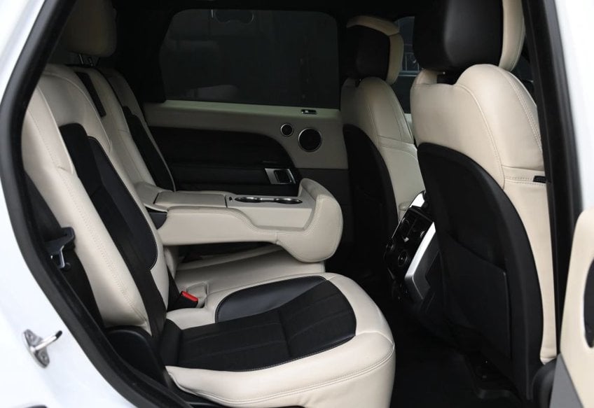 2019 Land Rover Range Rover Sport HSE Dynamic - SALWV2SV5KA814487 photo 18