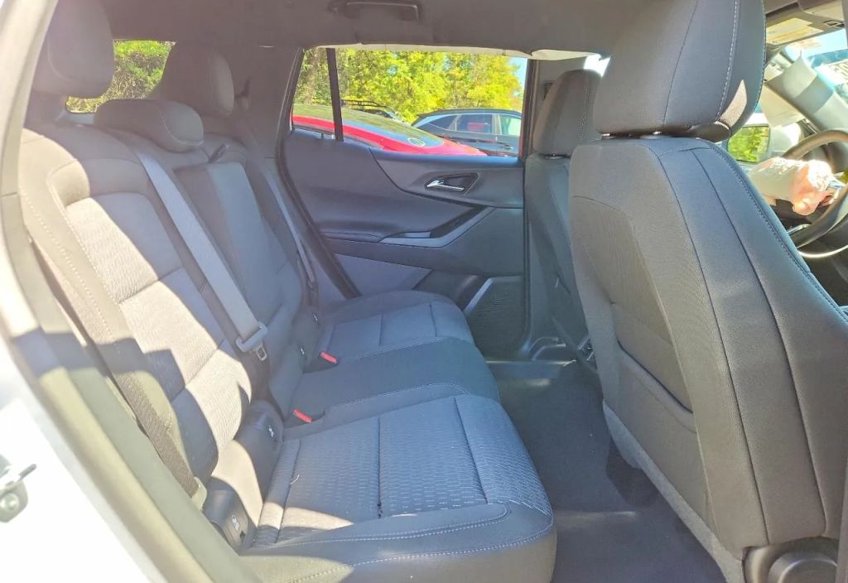 2027 Chevrolet Equinox LT - 3GNAXPEG0VL150075 photo 10
