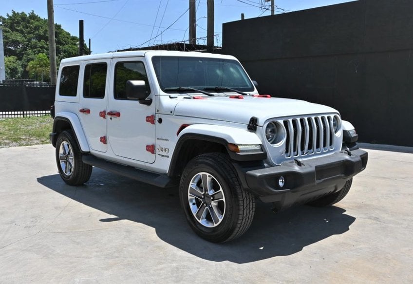 2021 Jeep Wrangler Unlimited Sahara - 1C4HJXEN6MW532689 photo 1