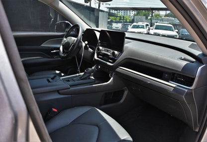 2025 Toyota Grand Highlander Hybrid XLE - 5TDABAA52SS002346 photo 13