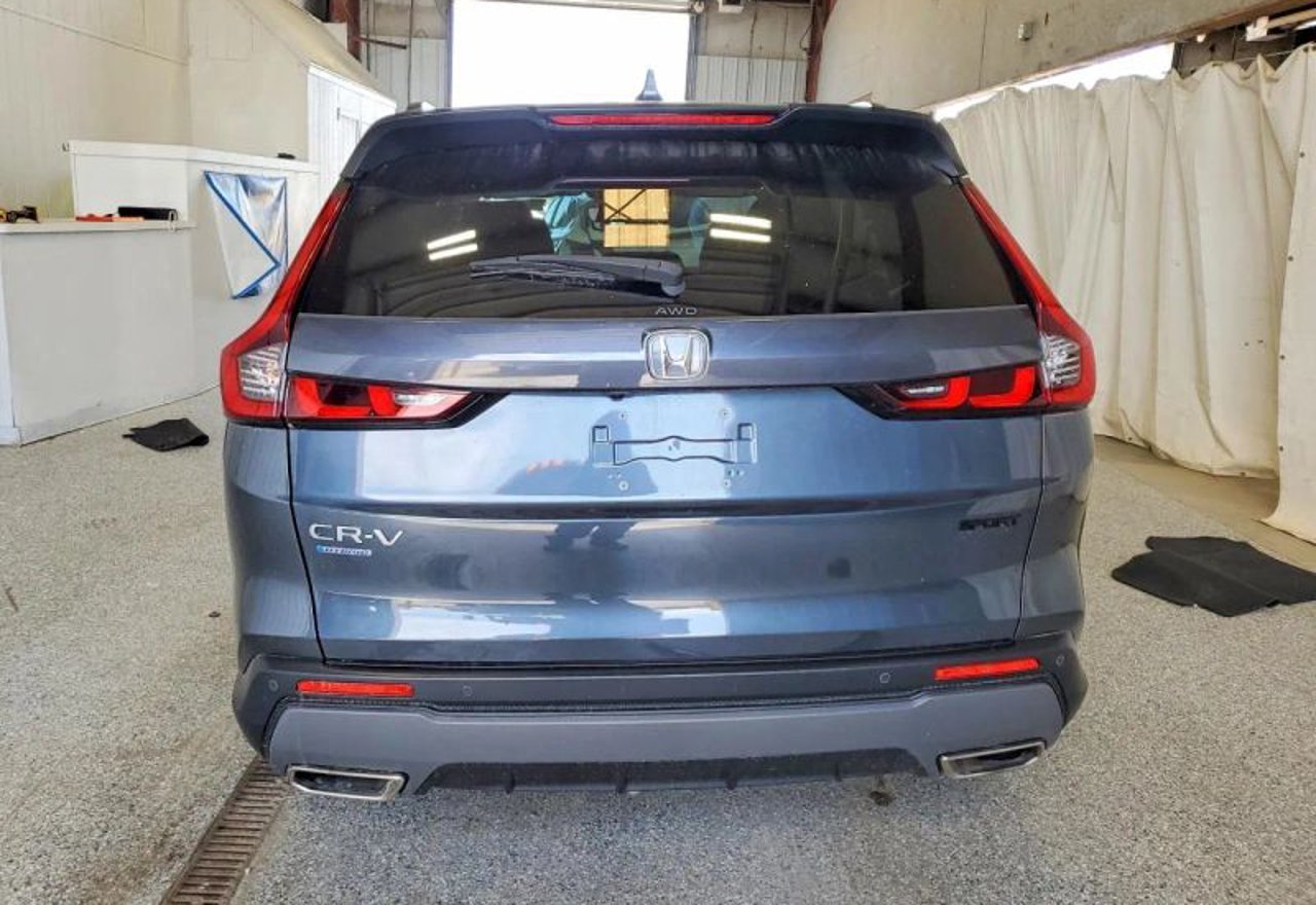 2024 Honda CR-V Hybrid Sport L Sport Utility 4D - 7FARS6H85RE076265 photo 18