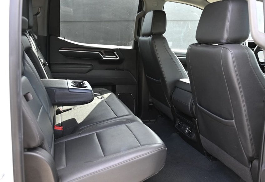 2025 GMC Sierra 1500 SLT - 1GTPHDED9SZ249079 photo 19
