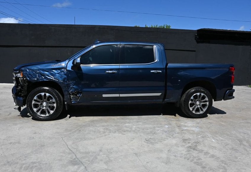 2022 Chevrolet Silverado 1500 High Country - 3GCUDJET5NG585756 photo 6