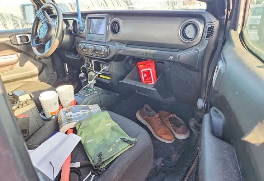 2022 Jeep Wrangler Sport - 1C4GJXAG0NW195361 photo 9
