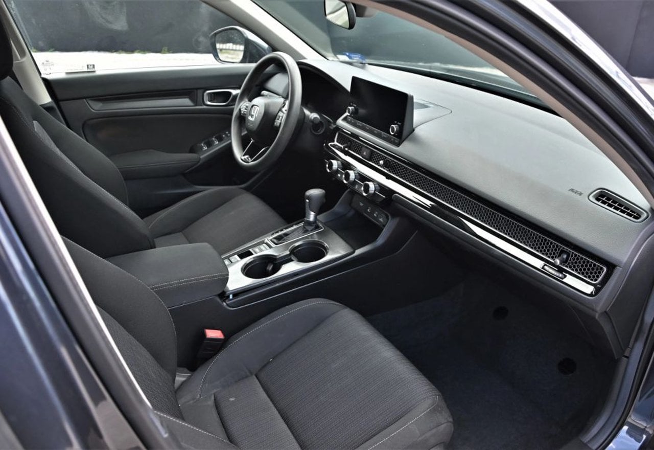 2025 Honda Civic LX - 2HGFE2F27SH587426 photo 27