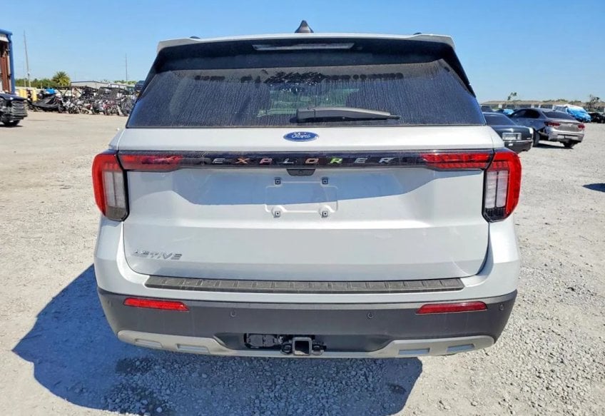 2025 Ford Explorer Active - 1FMUK7DH3SGC58636 photo 6