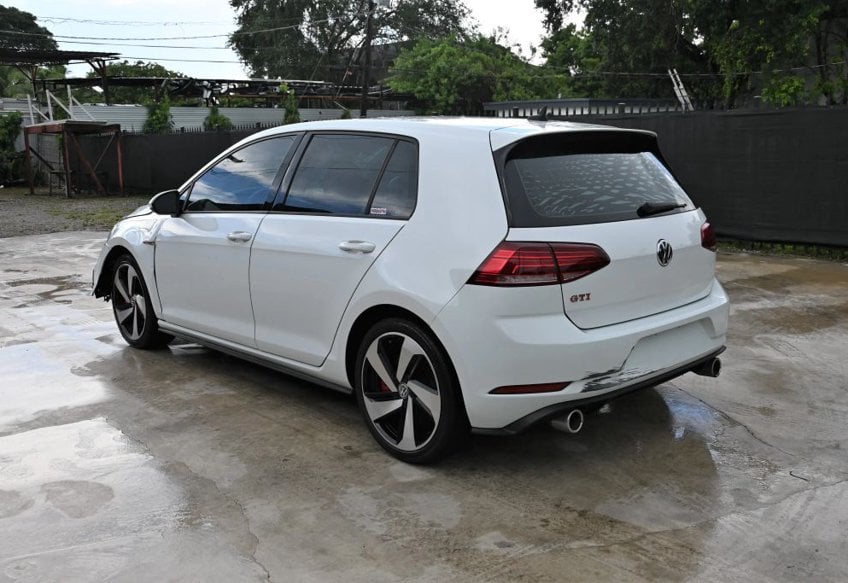 2020 Volkswagen Golf GTI S - 3VW6T7AU1LM004343 photo 3