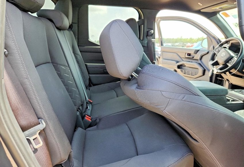 2025 Toyota Tacoma SR - 3TYKD5HN5ST037348 photo 10
