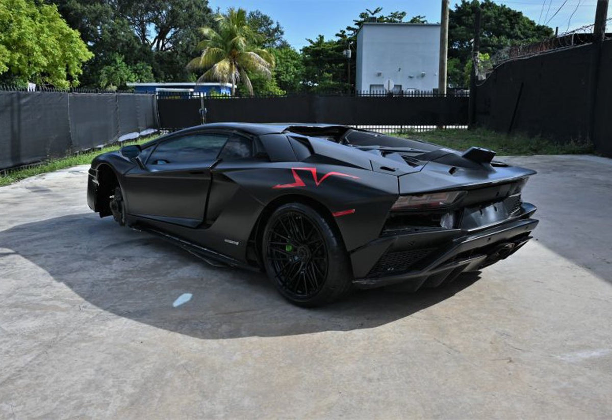 2018 Lamborghini Aventador S Coupe 2D - ZHWUG4ZD5JLA06879 photo 26