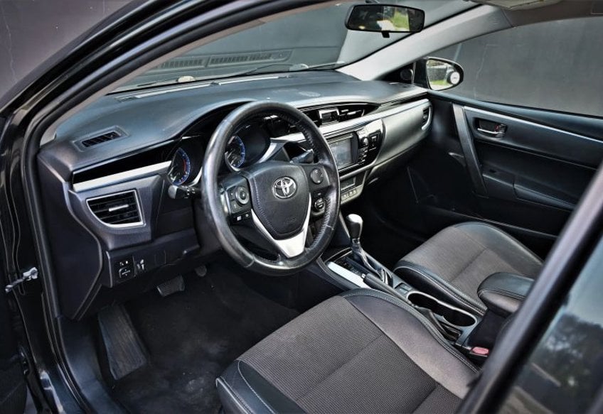 2015 Toyota Corolla S Sedan 4D - 2T1BURHE2FC407821 photo 7