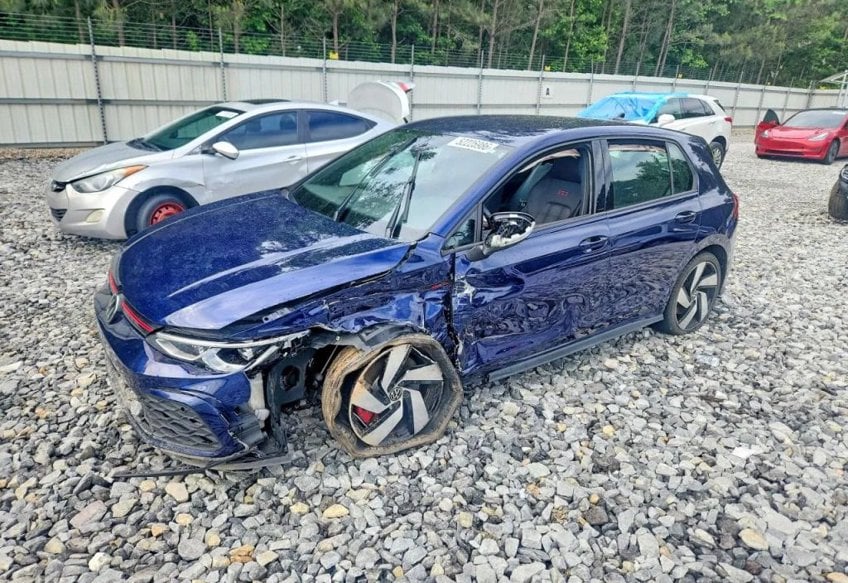 2024 Volkswagen Golf GTI S - WVWGA7CD2RW158563 photo 2