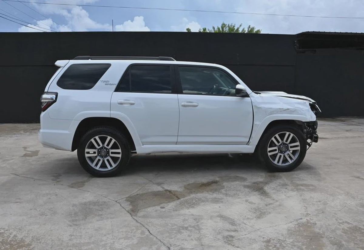 2024 Toyota 4Runner TRD Sport - JTEAU5JR2R5310889 photo 25