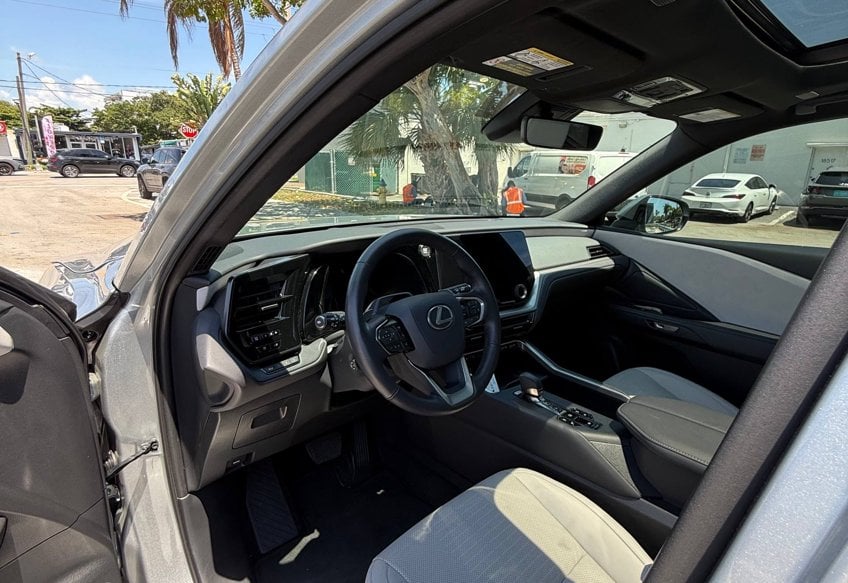2025 Lexus TX 350 - 5TDAAAB65SS038235 photo 9