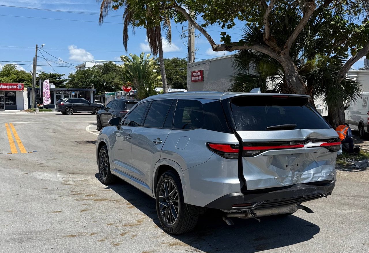 2025 Lexus TX 350 - 5TDAAAB65SS038235 photo 18