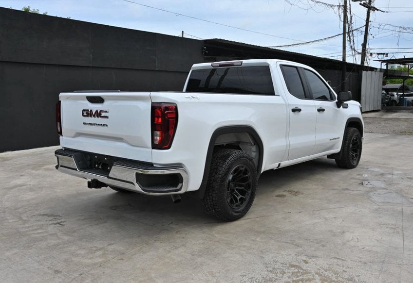 2024 GMC Sierra 1500 Pro - 1GTRUAEK5RZ344721 photo 3