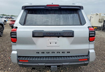 2025 Toyota 4Runner SR5 - JTEVA5BRXS5015781 photo 4