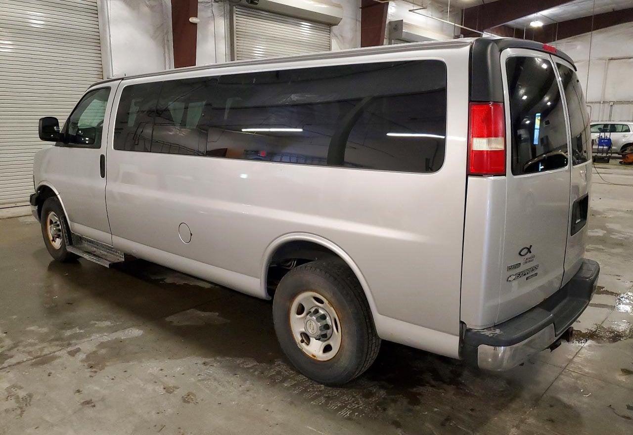 2011 Chevrolet Express LT 3500 - 1GAZG1FG1B1127939 photo 15